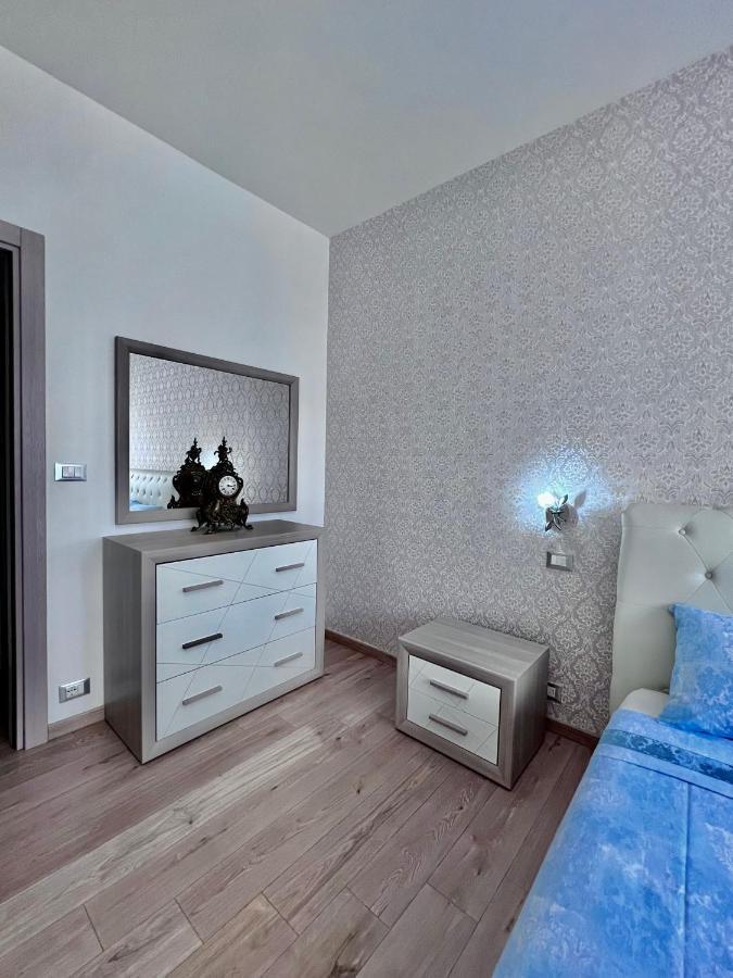 Casa Vacanze Torino Con Vasca Idromassaggio エクステリア 写真